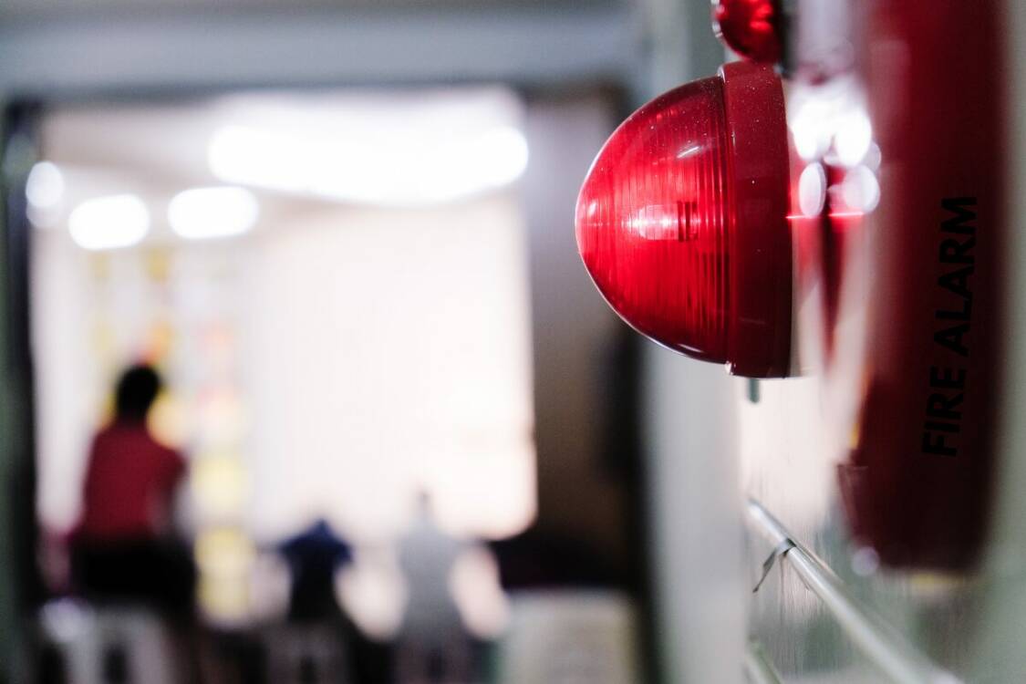 Fire Alarm On the Wall Use InspectNTrack's Fire Alarm Inspection Software to ensure safety - alarm on a wall