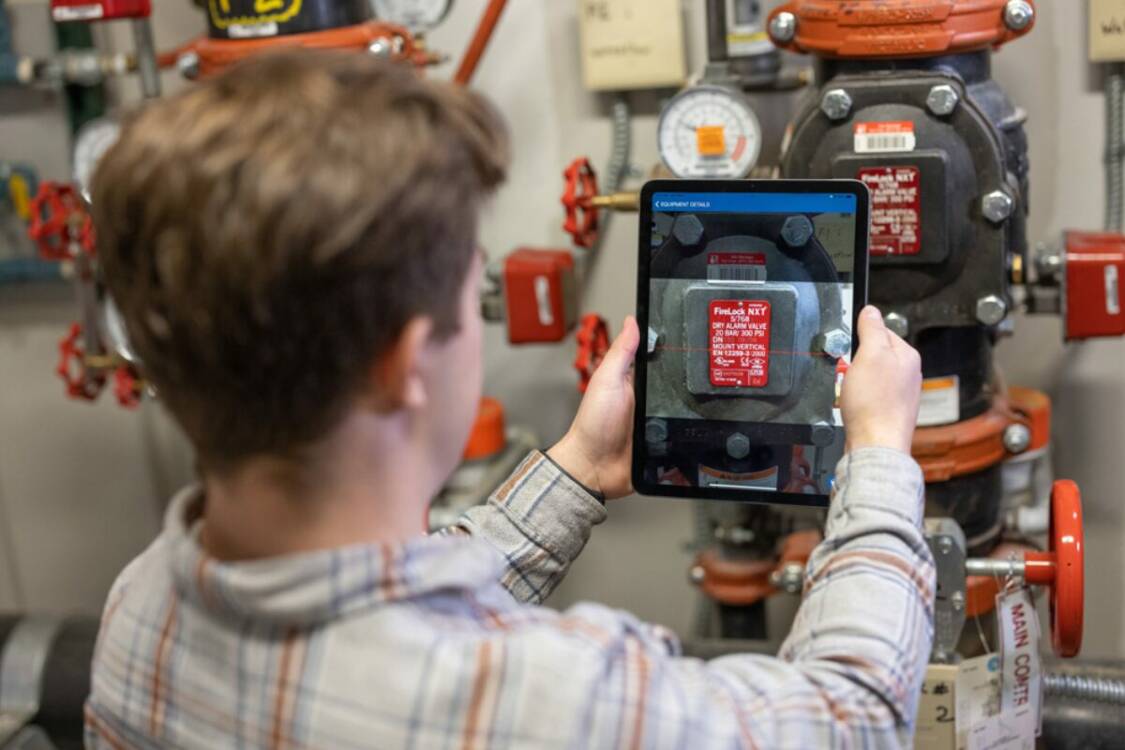 Using InspectNTrack Fire Sprinkler System Inspection Software on Dry Valve Using InspectNTrack Fire Sprinkler Inspection Software for spinkler system on Dry Valve